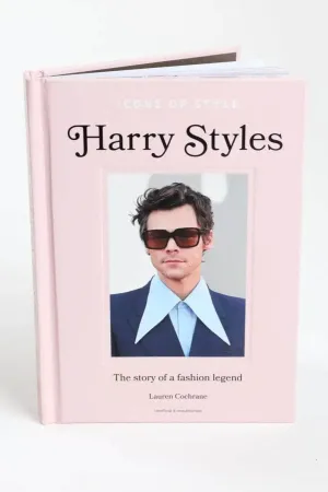 BOOK ICONS OF STYLE HARRY STYLES